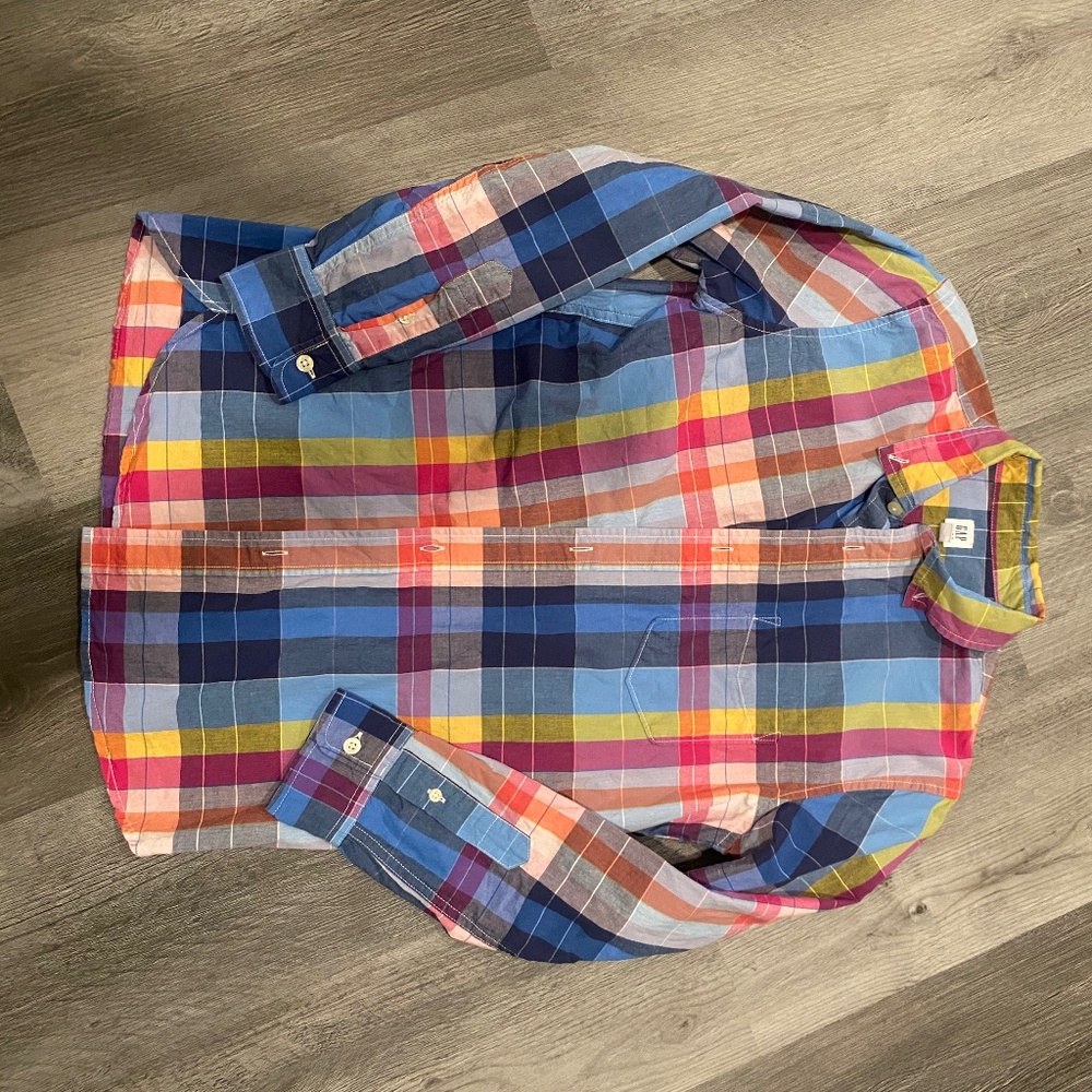 Gap size 14/16 button down shirt